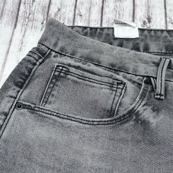 Good American Good Icon Straight Jeans - Picture 5 of 11
